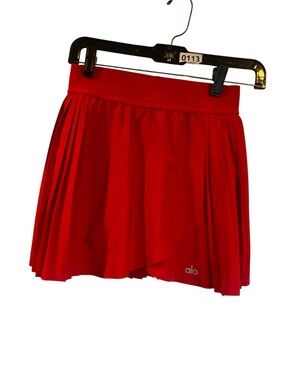 Alo Yoga Skirt RED Size: XS